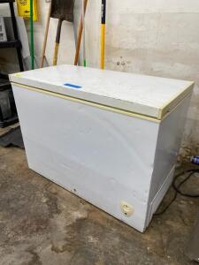 HOUSEHOLD DEEP FREEZER