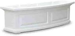 DESCRIPTION: (1) WINDOW BOX BRAND/MODEL: MAYNE #4823-W INFORMATION: WHITE RETAIL$: $100.00 EA SIZE: 3' QTY: 1