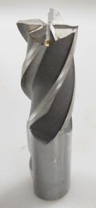 DESCRIPTION: (1) HSS SQ END MILL BRAND/MODEL: VC 63325559 RETAIL$: 79.25 SIZE: 79.25 QTY: 1