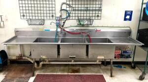 3-COMPARTMENT STAINLESS STEEL SINK WITH DOUBLE DRAIN BOARD AND DOWNSPRAYER