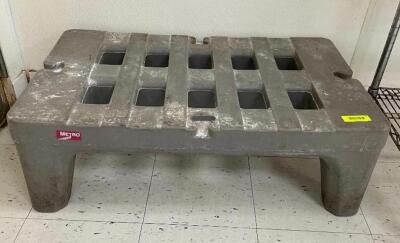 36" DUNNAGE RACK