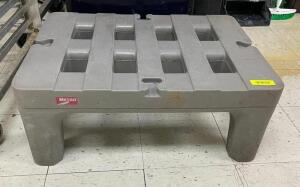 30" DUNNAGE RACK