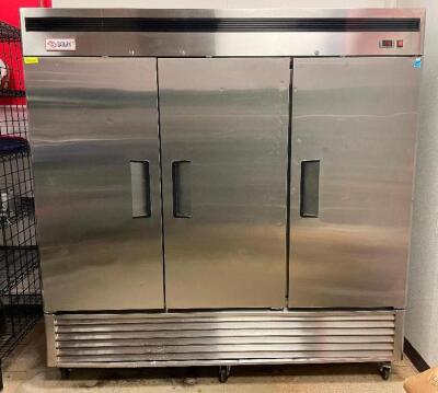 DESCRIPTION: SATURN THREE DOOR COMMERCIAL REFRIGERATOR. BRAND / MODEL: SATURN FB72R ADDITIONAL INFORMATION 115 VOLT, 1 PHASE. SN# FB72R077161227002400