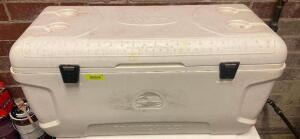 DESCRIPTION: IGLOO 150 QT COOLER BRAND / MODEL: IGLOO LOCATION: KITCHEN QTY: 1