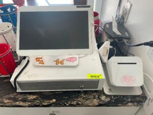 DESCRIPTION: CLOVER C500 TOUCH SCREEN POS SYSTEM W/ CASH DRAWER AND PRINTER BRAND / MODEL: CLOVER C500 LOCATION: FRONT QTY: 1