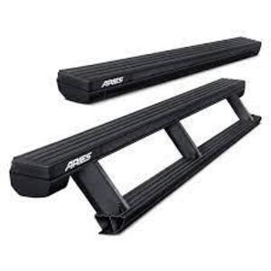 DESCRIPTION: (1) SET OF ACTIONTRAC RETRACTABLE CAB LENGTH RUNNING BOARDS BRAND/MODEL: ARIES #3025183 INFORMATION: BLACK RETAIL$: $1295.95 TOTAL QTY: 1