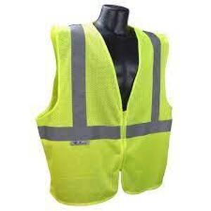 DESCRIPTION: (2) ECONOMY SAFETY VEST BRAND/MODEL: RADIANS #SVE1-2ZGM INFORMATION: GREEN SIZE: 4X/5X QTY: 2