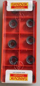 DESCRIPTION: (50) CARBIDE MILLING INSERTS BRAND/MODEL: SANDVIK S-600-1045E-ML RETAIL$: $17.30 PER INSERT QTY: 50