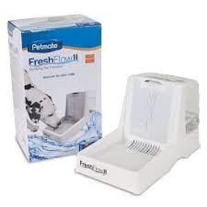 Petmate Fresh Flow II Plastic Dog or Cat Water Fountain