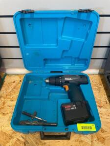 BOSCH 12V DRILL WITH BATTERY AND CASE