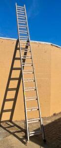 18' EXTENSION LADDER