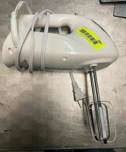 HAMILTON BEACH HAND HELD MIXER