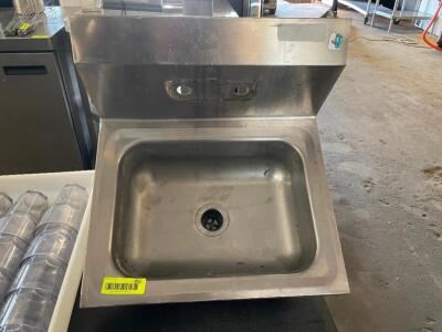 WALL MOUNTED STAINLESS HAND SINK