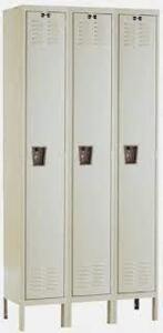 DESCRIPTION: (1) 3 DOOR, 1 TIER PREMIUM WARDROBE LOCKER BRAND/MODEL: HALLOWELL INFORMATION: BEIGE RETAIL$: $782.38 EA QTY: 1