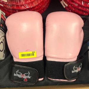 BOXING GLOVES IN PINK