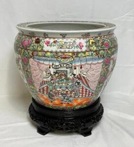 VINTAGE IMARI PORCELAIN PLANTER WITH INTERIOR PAINTING