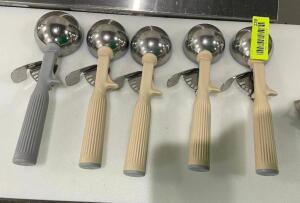 DESCRIPTION: (5) STAINLESS SCOOPS LOCATION: KITCHEN THIS LOT IS: SOLD BY THE PIECE QTY: 5