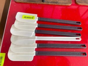 DESCRIPTION: (6) SPATULAS LOCATION: FRONT THIS LOT IS: SOLD BY THE PIECE QTY: 6