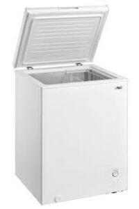 DESCRIPTION: (1) DEEP FREEZER BRAND/MODEL: ARCTIC KING #ARC0451AWW INFORMATION: WHITE RETAIL$: $439.31 EA SIZE: 3.5 CU FT QTY: 1