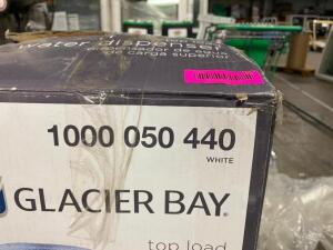 WHITE TOP LOAD WATER DISPENSER