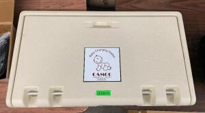 HORIZONTAL WALL MOUNTED CHANGING STATION