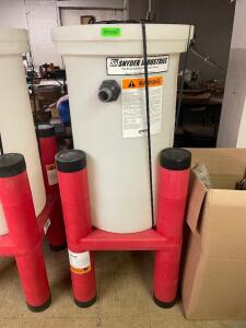 60 GAL. PLASTIC DOUBLE WALL FLUID TANK WITH STAND