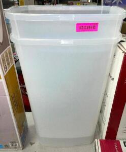 (2) PLASTIC ORGANIZER BINS / HOPPERS