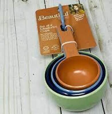 DESCRIPTION: (1) SET OF NESTING MEASURING CUPS WITH RING BRAND/MODEL: BEAUTIFUL RETAIL$: $7.91 TOTAL SIZE: 4 PIECE QTY: 1