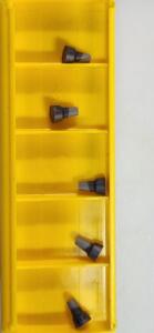 DESCRIPTION: (20) "K-LOCK" CARBIDE PROFILING INSERTS BRAND/MODEL: KENNAMETAL RCMK23 KC5010 RETAIL$: 19.63 PER INSERT QTY: 20