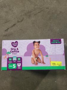 DESCRIPTION: (1) PACK OF (96) DRY & GENTLE DIAPERS BRAND/MODEL: PARENTS CHOICE SIZE: SIZE 5 QTY: 1