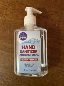 DESCRIPTION: (8) HAND SANITIZER BRAND/MODEL: CLEAN WORKS RETAIL$: $4.15 EA SIZE: 8 OZ QTY: 8