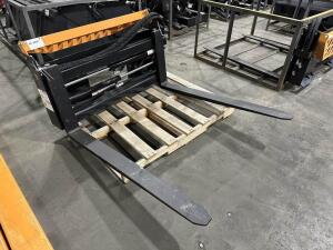 DESCRIPTION: WOLVERINE PALLET FORK HYDRAULIC ADJUSTABLE ATTACHMENTS 2022 BRAND / MODEL: WOLVERINE ZW-PFH-4000LB ADDITIONAL INFORMATION 48""long Class