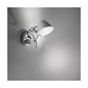 DESCRIPTION: (2) WALL SPOT WITHOUT SWITCH BRAND/MODEL: ARTEMIDE USC #A043508 INFORMATION: ALUMINUM RETAIL$: $440.00 EA QTY: 2