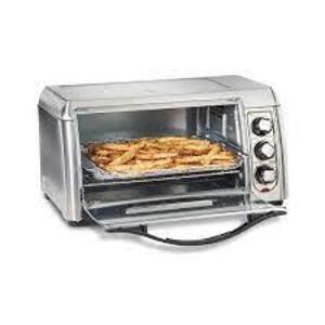 DESCRIPTION: (1) COUNTERTOP OVEN BRAND/MODEL: HAMILTON BEACH/31103D INFORMATION: STAINLESS STEEL/MULTIPLE COOKING SETTINGS RETAIL$: $100.00 EA SIZE: 1