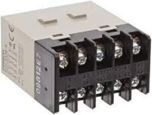 (7) ENCLOSED POWER RELAY