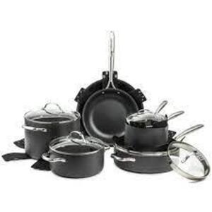 (1) 6 PIECE COOK SET