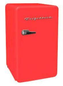 (1) MINI BEVERAGE FRIDGE