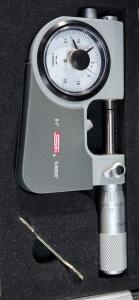 DESCRIPTION: (1) MECHANICAL OUTSIDE MICROMETER BRAND/MODEL: SPI 21-070-8 RETAIL$: $643.15 SIZE: 1" RANGE QTY: 1