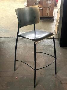 (6) WOODEN SEAT METAL BARSTOOLS