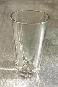 DESCRIPTION: (25) 6.5" BEVERAGE GLASSES QTY: 25