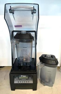 THE QUIET ONE COUNTERTOP DRINK BLENDER W/ (2) TRITAN CONTAINERS