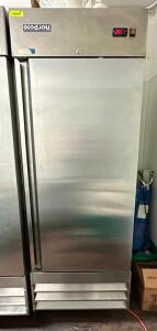 23 CU FT SINGLE DOOR REACH IN FREEZER ON CASTERS