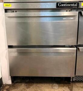 27" UNDERCOUNTER FREEZER W/ (2) DRAWERS