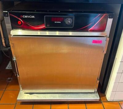 INSULATED STAINLESS STEEL UNDERCOUNTER HOT HOLDING CABINET WITH SOLID DOOR ON CASTERS