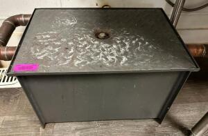 40 LB. GREASE TRAP.