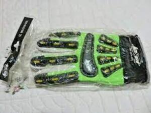 DESCRIPTION: (6) IMPACT WORK GLOVES BRAND/MODEL: JOKER/MX2515-3XL INFORMATION: NEON GREEN,BLACK & WHITE RETAIL$: 30.00 EACH SIZE: MED QTY: 6