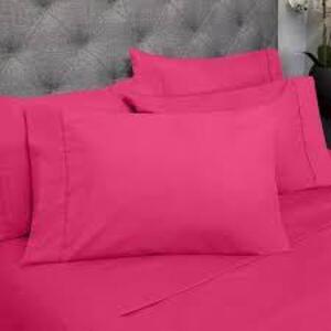 DESCRIPTION: (1) 4 PC SHEET SET BRAND/MODEL: SWEET HOME INFORMATION: PINK RETAIL$: $40.00 EA SIZE: TWIN XL QTY: 1