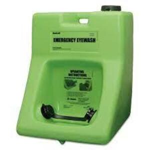 DESCRIPTION: (1) EYE WASH STATION BRAND/MODEL: HONEYWELL #3PVP7 INFORMATION: GREEN RETAIL$: 504.39 SIZE: 26" H, 19-1/2"W 19-1/2"D QTY: 1