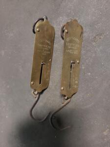 DESCRIPTION: (2) VINTAGE HANGING SCALES BRAND/MODEL: CHATILLON'S/BALANCE NO 2 RETAIL$: $49.95/EA QTY: 2