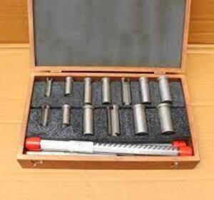 DESCRIPTION: (1) METRIC BROACH SET BRAND/MODEL: DUMONT #44499 INFORMATION: WOODEN BOX RETAIL$: $1108.63 EA QTY: 1